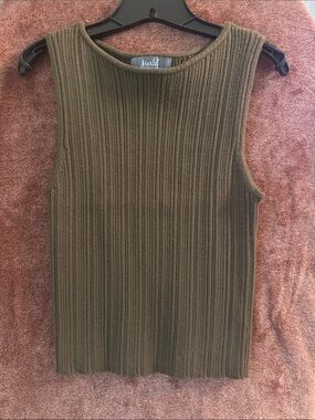 Marled Olive Ribbed Knit Crewneck Sleeveless Sweater - Men